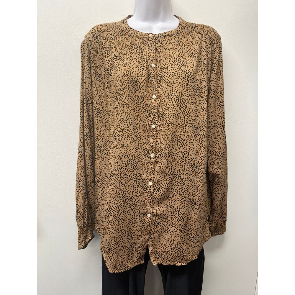 Pretty NWT Size Small Tall (oversized) Long Sleeve Animal Print Old Navy Blouse